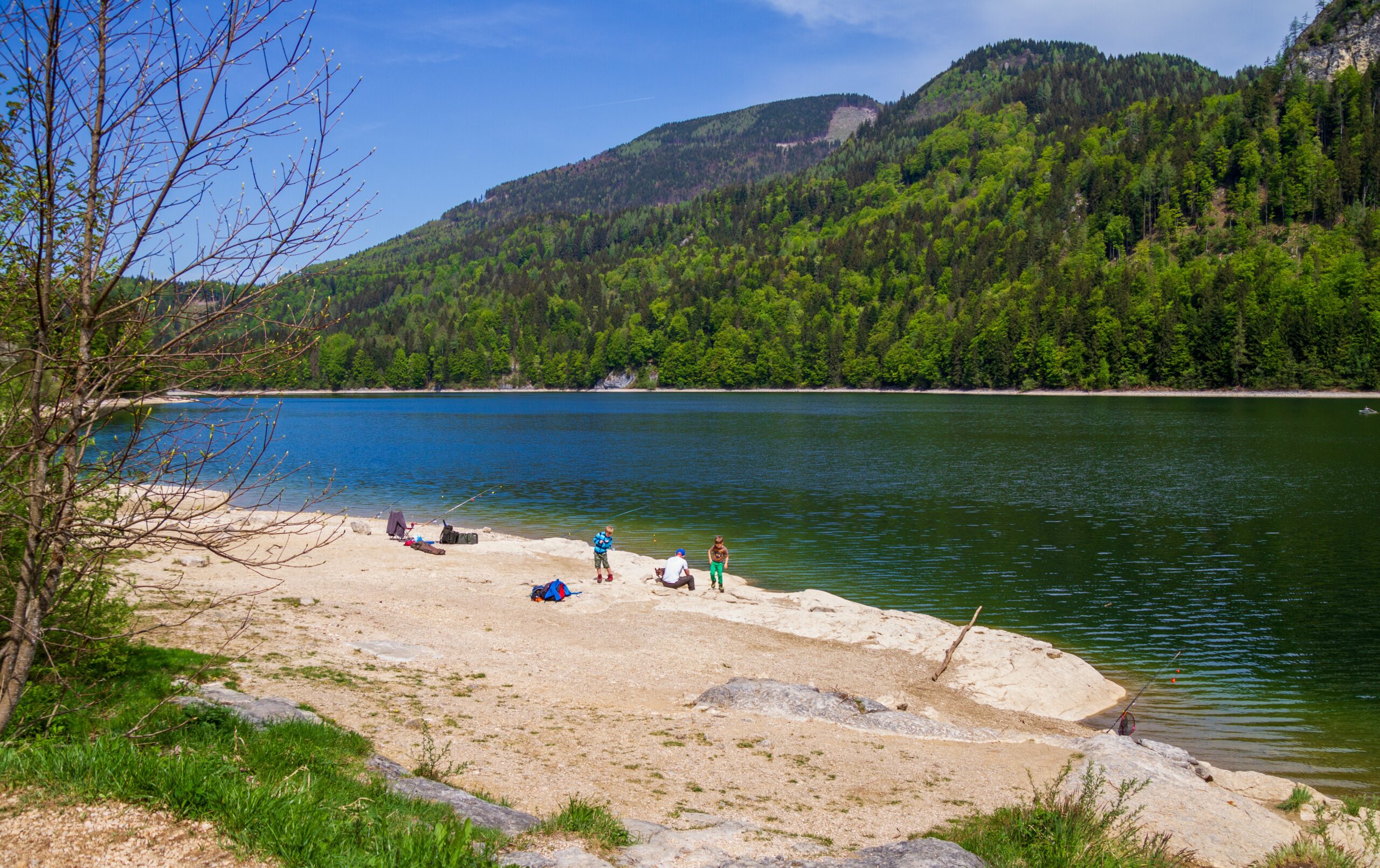 Angeln in einem Stausee